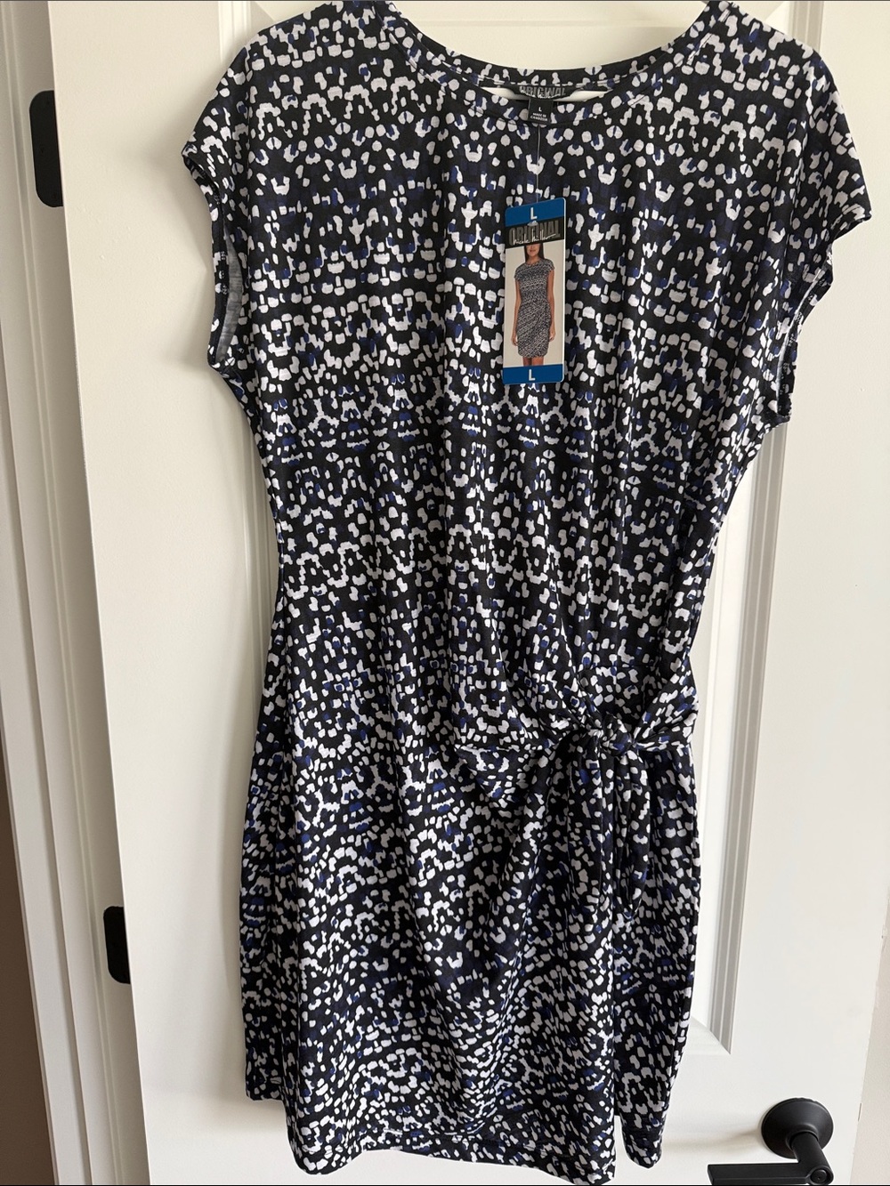 Nichole Miller Women's Navy and White Printed Knot-Waist Dress